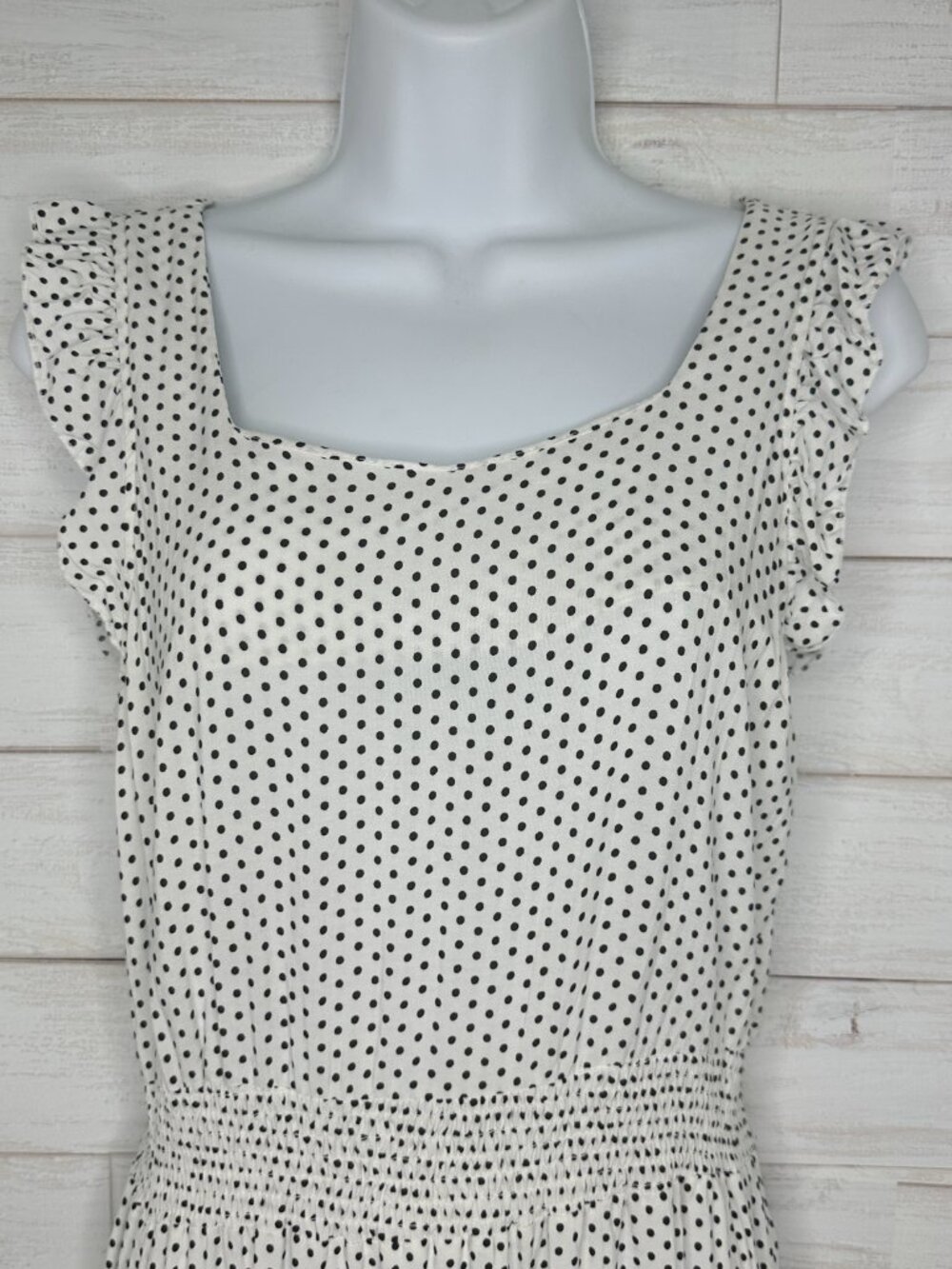 NWOT Seven Islands Cream w/Black Polka Dots Maxi Dress Size Medium Smocked Waist - Picture 3 of 10